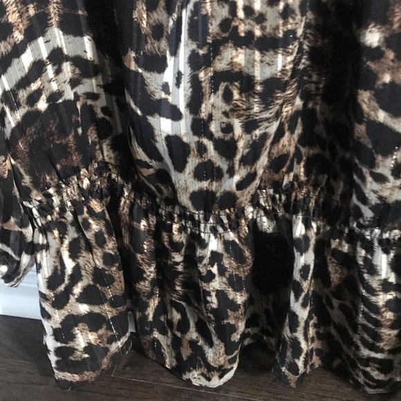 2/ $50 Beautiful animal print from Lauraplus petites - Picture 8 of 8
